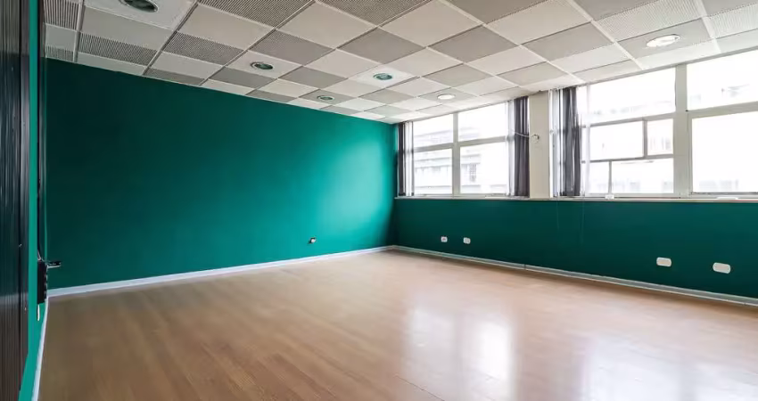 Sala comercial na rua major sertório, n. 212 - cj.91 • 110 m²