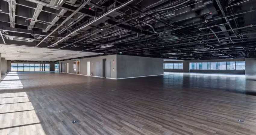 Sala comercial na rua fidêncio ramos, n. 329 - cj 81 • 377 m²