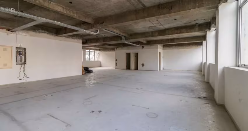 Sala comercial na alameda santos, n. 647 - 72 • 170 m²