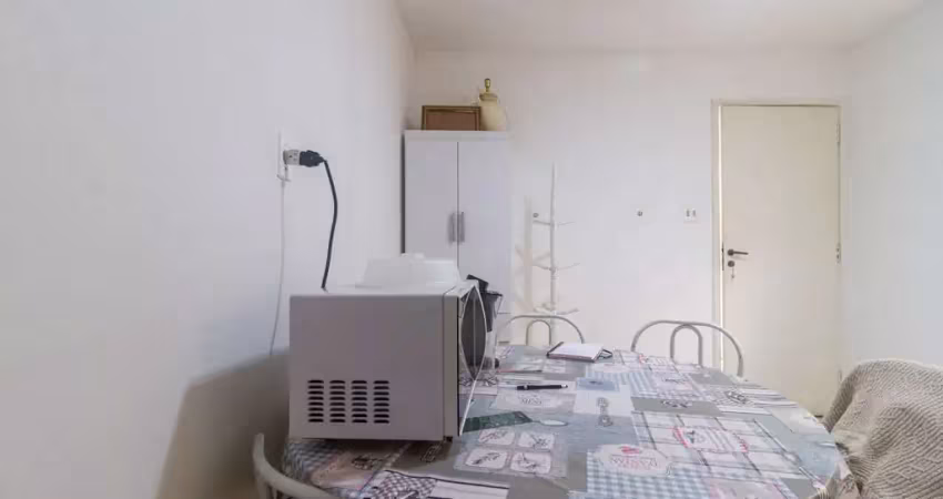 Sala comercial na avenida jamaris, n. 744 - sala 5 • 12 m²
