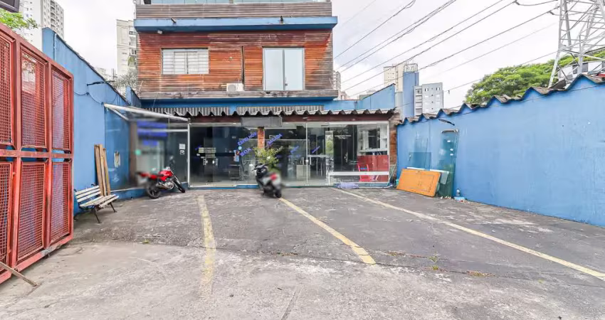 Loja na avenida professor abraão de morais, n. 2053 • 180 m²