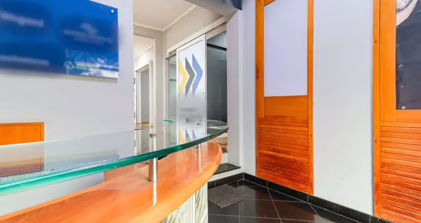 Casa comercial na avenida nove de julho, n. 4463 • 450 m²