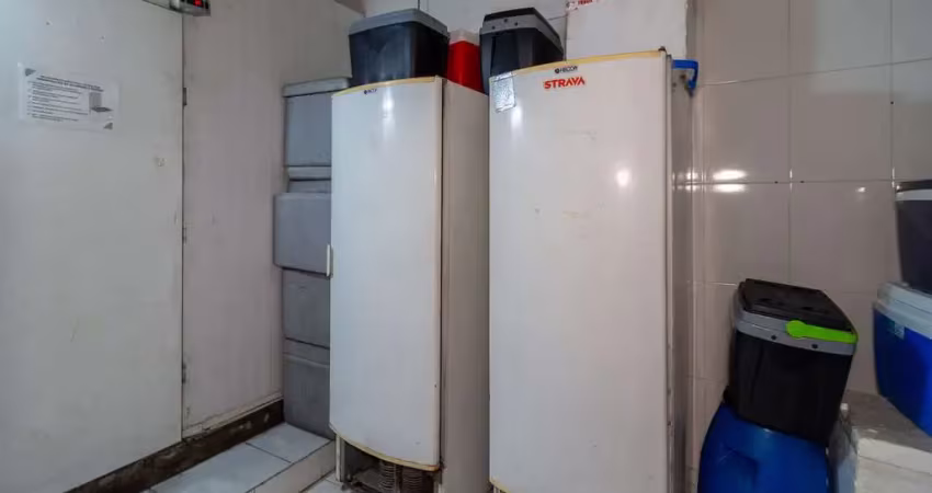 Prédio comercial na rua cruzeiro, n. 736 - terreo • 240 m²