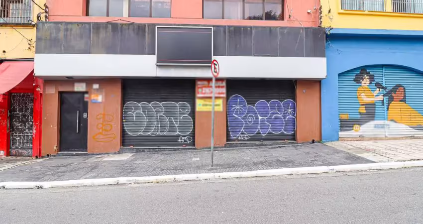 Loja na rua conde de sarzedas, n. 22 - loja da frente • 240 m²