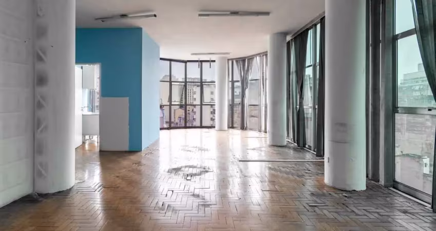 Sala comercial na rua josé bonifácio, n. 24 - cj 131 • 92 m²