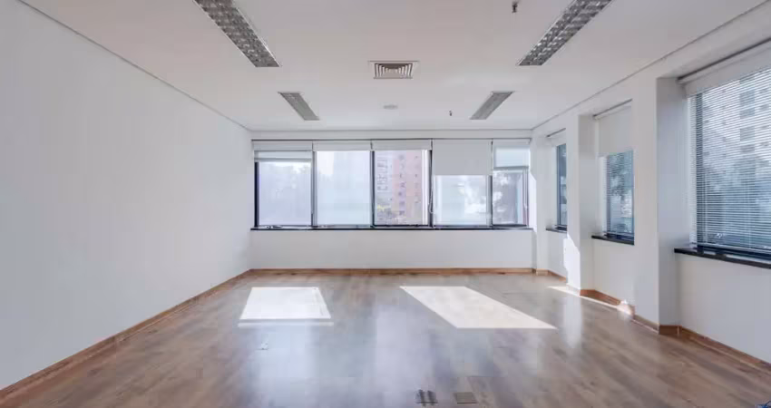 Sala comercial na rua jesuíno arruda, n. 769 - conjunto 41 • 100 m²