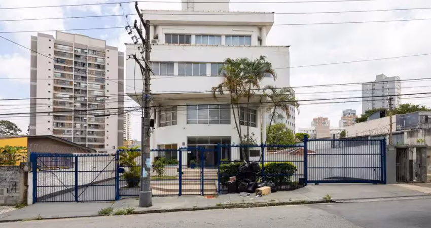 Prédio comercial na rua francisco dias, n. 275 • 1787 m²