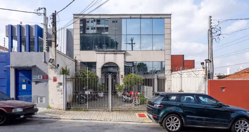 Prédio comercial na rua jocelino da cruz, n. 89 • 170 m²