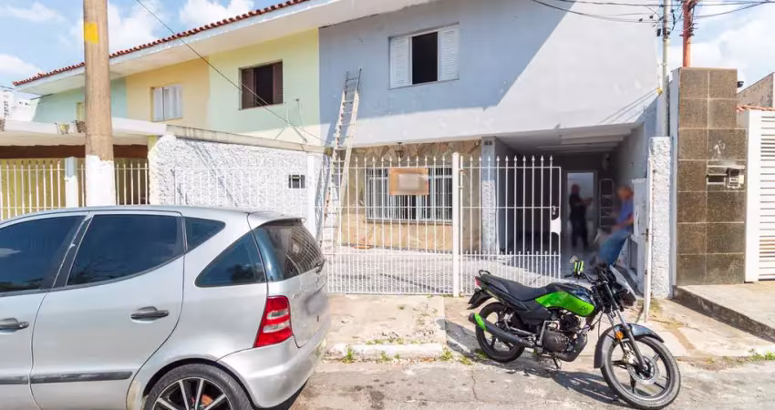 Casa comercial na avenida das nações unidas, n. 282 • 141 m²