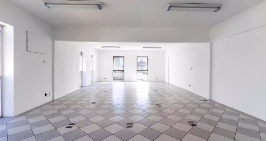 Loja em galeria na rua coriolano, n. 2030 - loja 54 • 74 m²
