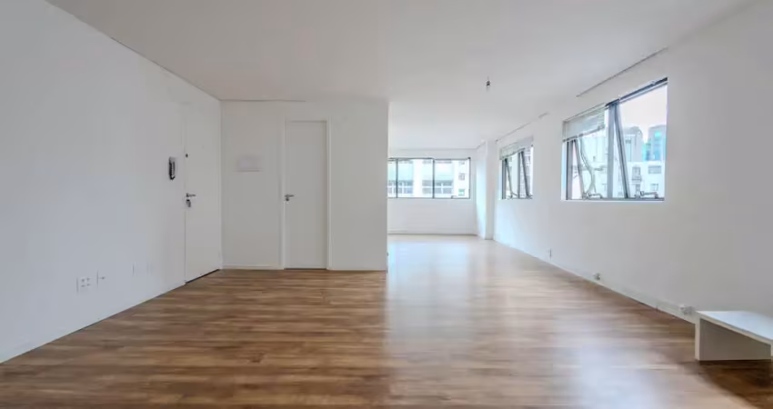 Sala comercial na rua tabapuã, n. 474 - conjunto 142 • 165 m²