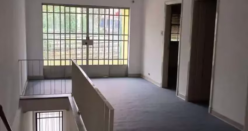 Casa comercial na rua padre adelino, n. 1678 • 150 m²
