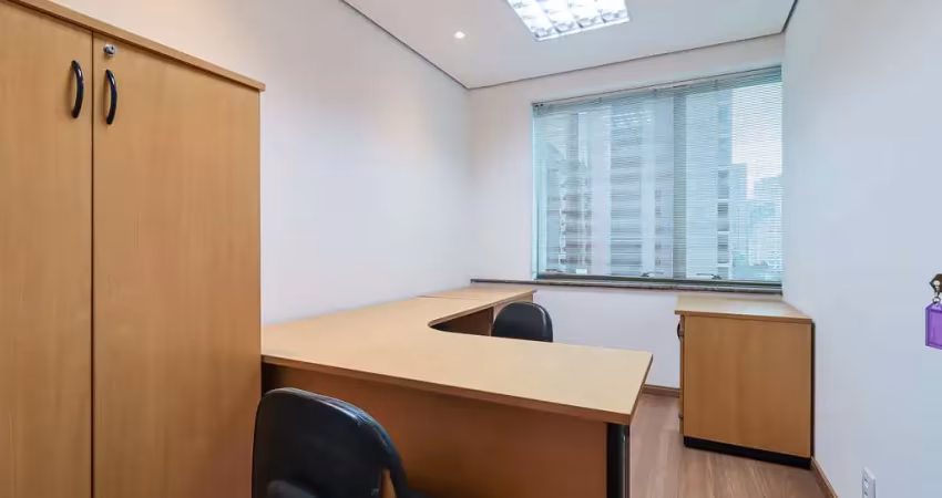 Sala comercial na rua bandeira paulista, n. 477 - sala 51 • 58 m²