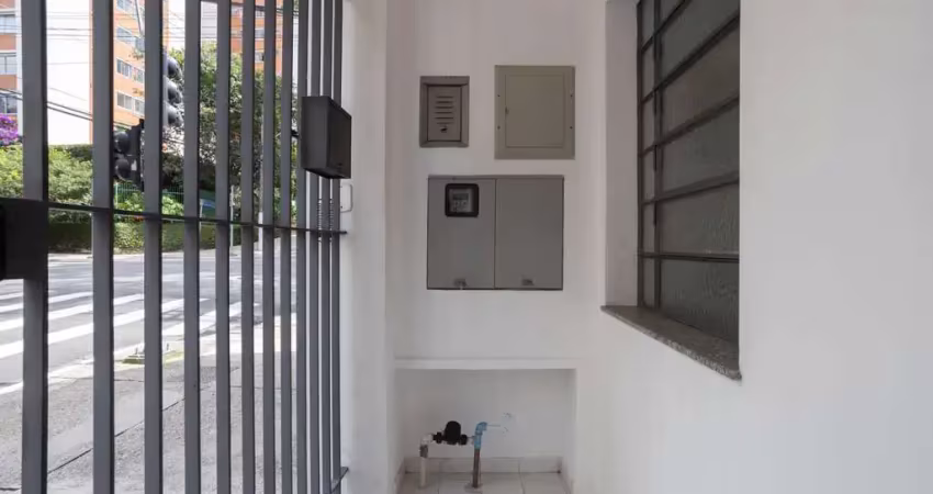 Ponto comercial para alugar na Rua Pires da Mota, 888, Aclimação, São Paulo