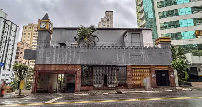 Prédio com 8 salas para alugar na Rua Augusta, 75, Consolação, São Paulo