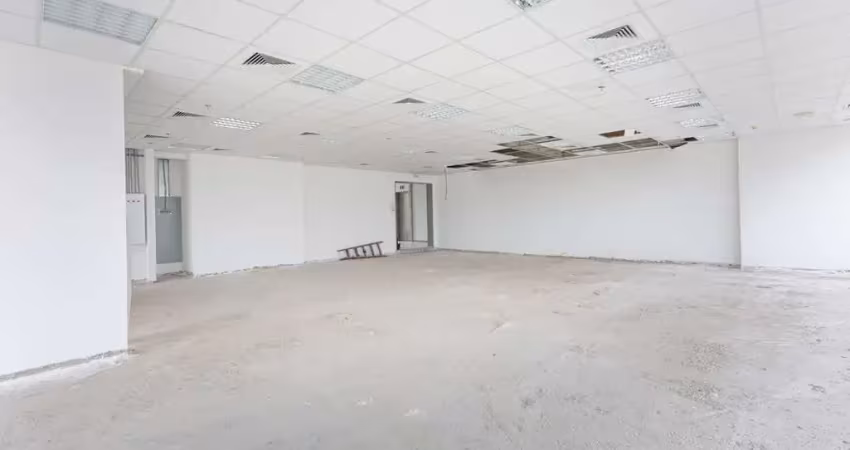 Sala comercial na rua guaraiúva, n. 135 - 18° andar conjunto 181 duplex • 353 m²