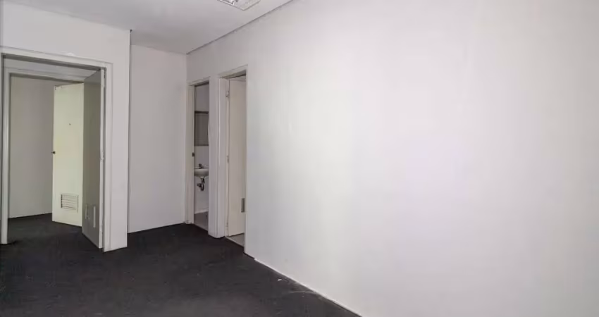 Loja na avenida general furtado nascimento, n. 700 - loja 1 • 180 m²