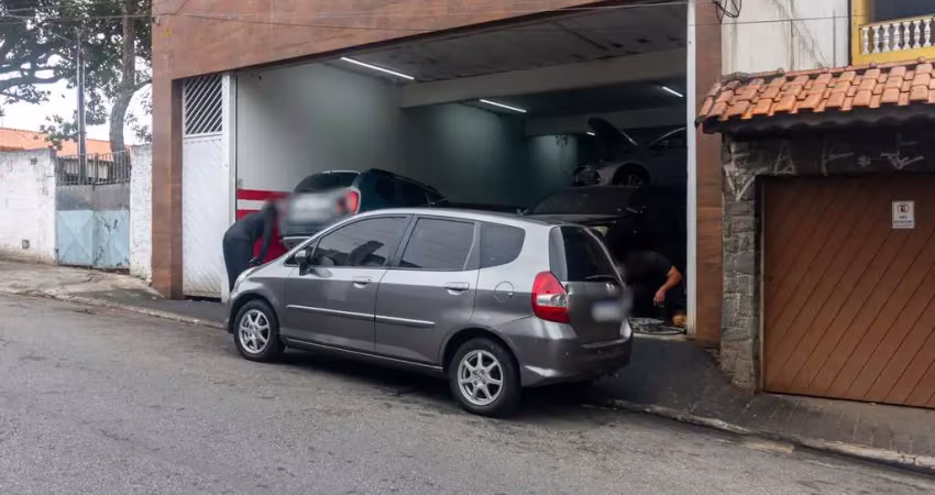 Sobreloja na rua aristódemo gazzotti, n. 248 - 1º andar • 360 m²
