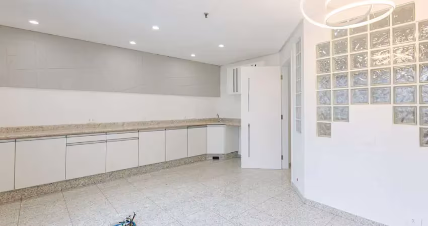 Prédio comercial na rua doutor alceu de campos rodrigues, n. 247 - sala 44 • 49 m²