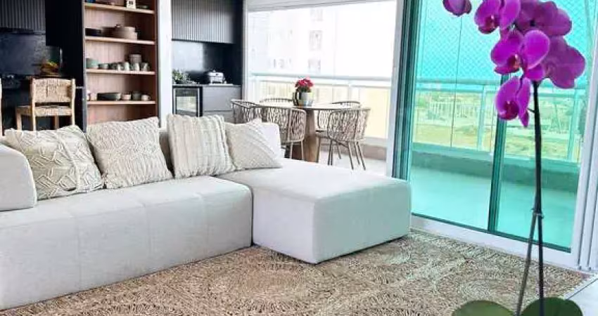 Apartamento com 4 quartos e 6 banheiros para alugar, 163 m²