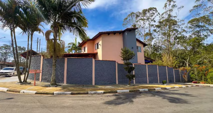 Casa de vila para venda em km 4 com 3 quartos, sendo 1 suíte, 141m²