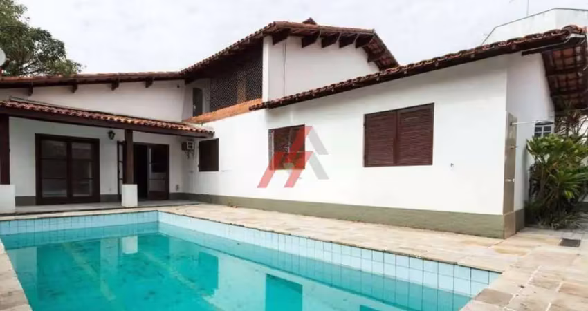 Casa em condomínio fechado com 4 quartos para alugar no Alphaville, Santana de Parnaíba 