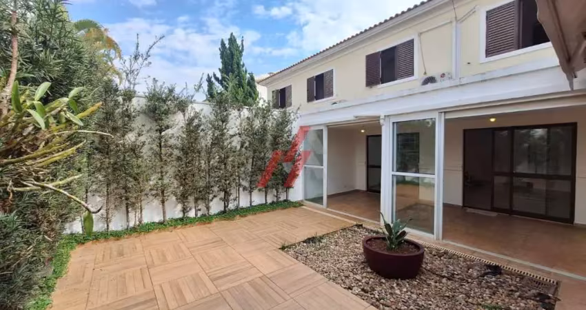 Casa em condomínio fechado com 2 quartos para alugar no Tamboré, Santana de Parnaíba 
