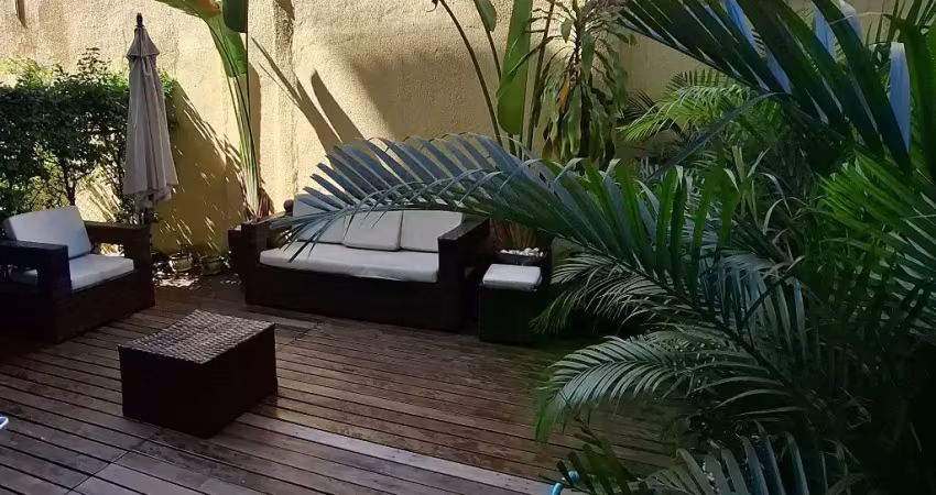 Excelente apartamento duplex com deck  jardim sol da manhã!