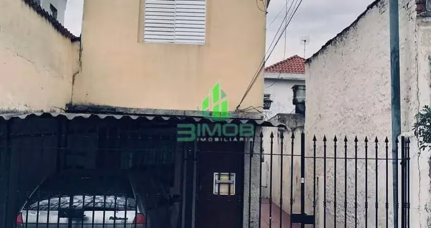Excelente oportunidade, 1 sobrado 2 dorms. na frente, nos fds uma casa 1 dorm. e espaço para dep. à