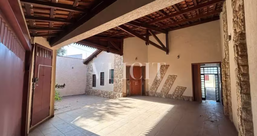 Casa com 4 quartos para alugar no Jardim Francano, Franca 