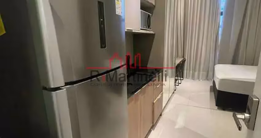 Kitnet / Stúdio à venda na Rua Oscar Freire, Pinheiros, São Paulo