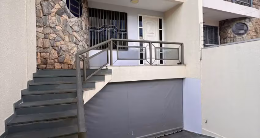 Casa com 2 quartos à venda na Avenida Sílvio Américo Sasdelli, Vila A, Foz do Iguaçu