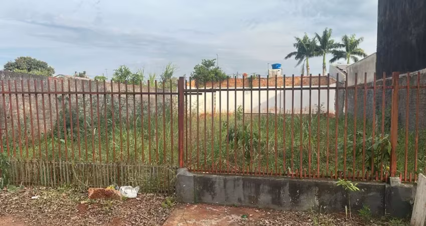 Terreno à venda na Rua Itambé, 456, Vila Carima, Foz do Iguaçu