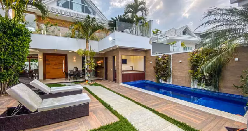 Casa com 320 metros², 4 quartos, piscina e churrasqueira no park way - brasília - df
