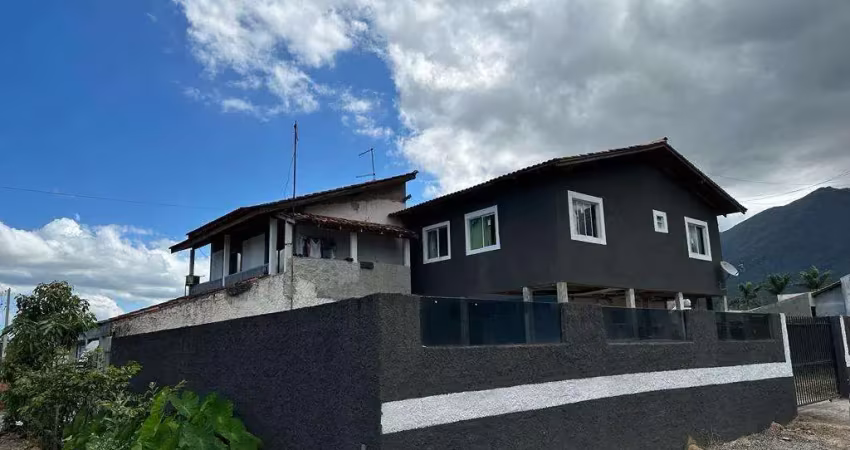Sobrado com 2 residências e 7 quitinetes para investimento em garuva, sc - meirinho imóveis