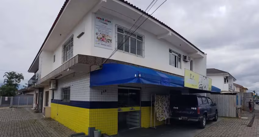 Sala comercial para locação em guanabara joinville - 32 m², 1 banheiro, piso superior - r$800,00