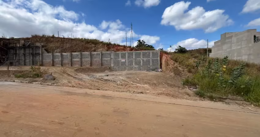 Terreno à venda no Esplanada, Governador Valadares 