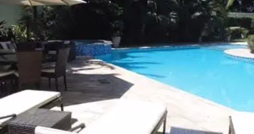 Mansão cinematografica no jardim medina em poá são paulo..