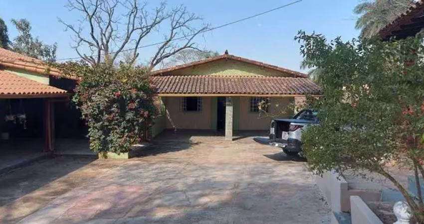 Chácara / sítio com 5 quartos à venda no Centro, Matozinhos 