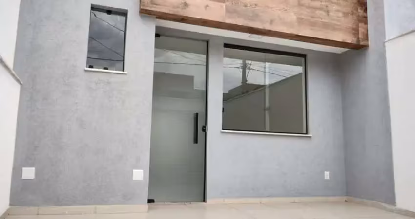 Casa com 3 quartos à venda na Santa Rosa, Belo Horizonte 