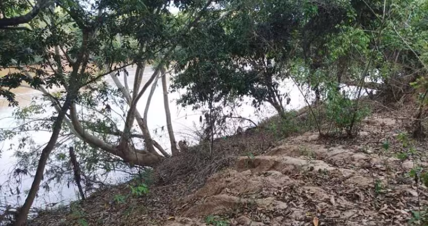 Fazenda à venda no Centro, Três Marias 