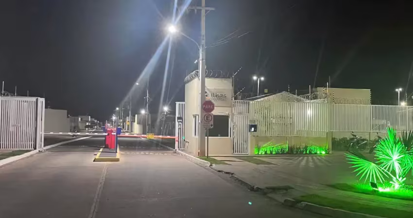 Casa no condomínio ilhas canárias - casa com quintal e não geminada