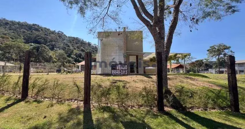 Casa com 3 quartos à venda na Av. Thiago de Aquino Ramos, Salvaterra, Juiz de Fora