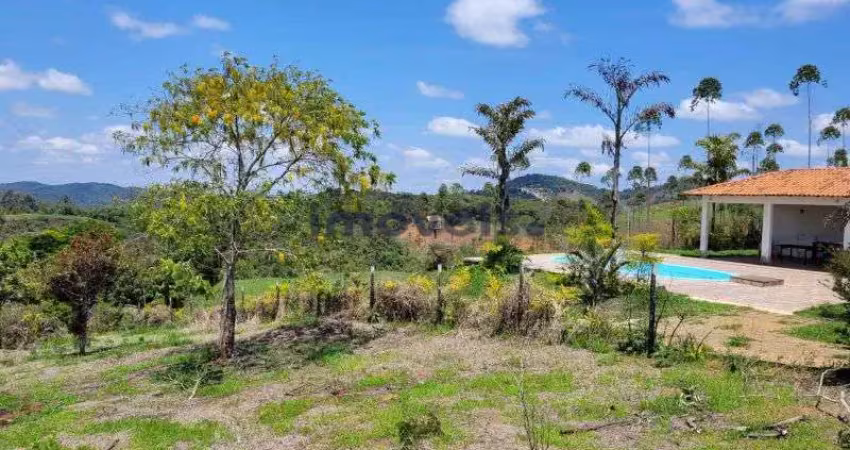 Terreno à venda na Rua Diva Garcia S/N, Linhares, Juiz de Fora