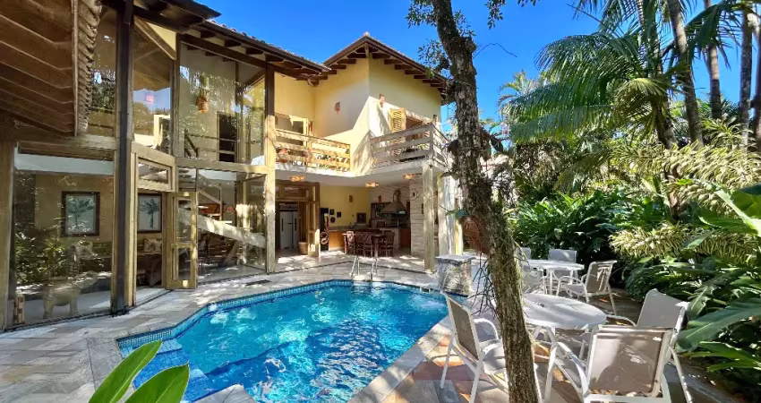 Casa em condomínio na praia de toque toque pequeño pertinho da praia!