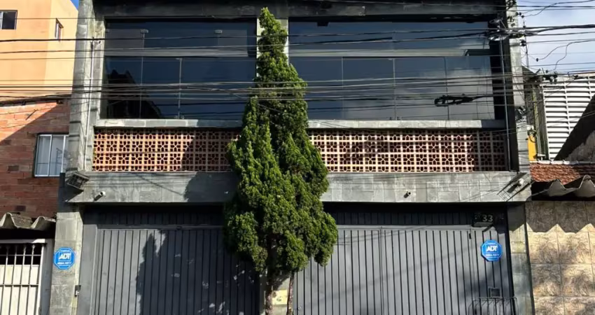 Casa com 5 quartos à venda na Rua Criseida, 33, Jardim Cris, São Paulo