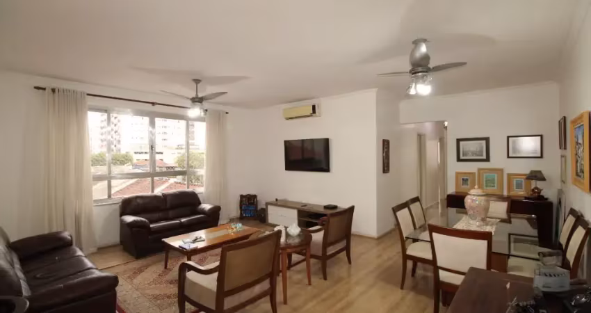 Apartamento no gonzaga, 3 quartos (1 suíte), sacada, 1 vaga demarcada