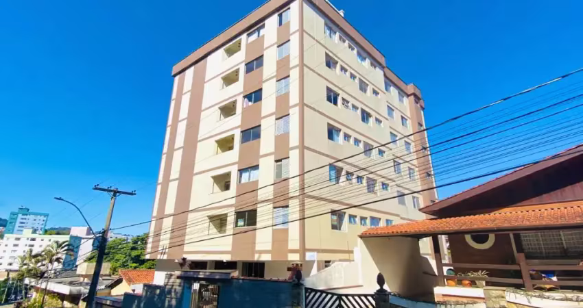 Apartamento 2 dormitórios + dependência | central – serra negra