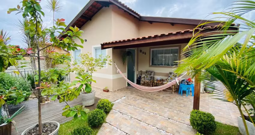 Casa com 3 dormitórios, suíte, piscina e área gourmet na bela vista em serra negra – sp!