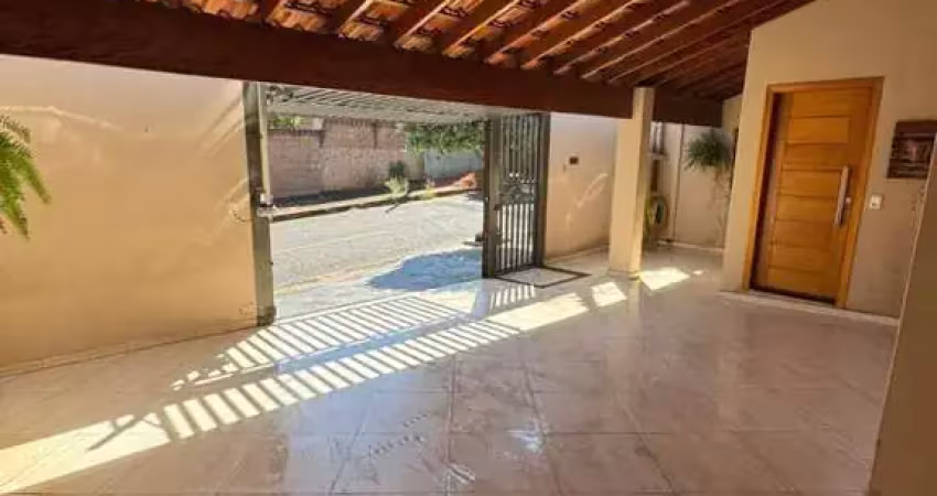 Casa à venda no res. machado  2 dorms, suíte e gourmet